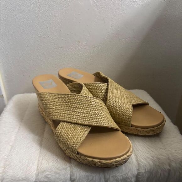 DV by Dolce Vita Shoes - Dolce Vita Women's Crisscross Wedge Platform Sandals NWOT Size 8.5 Beachy